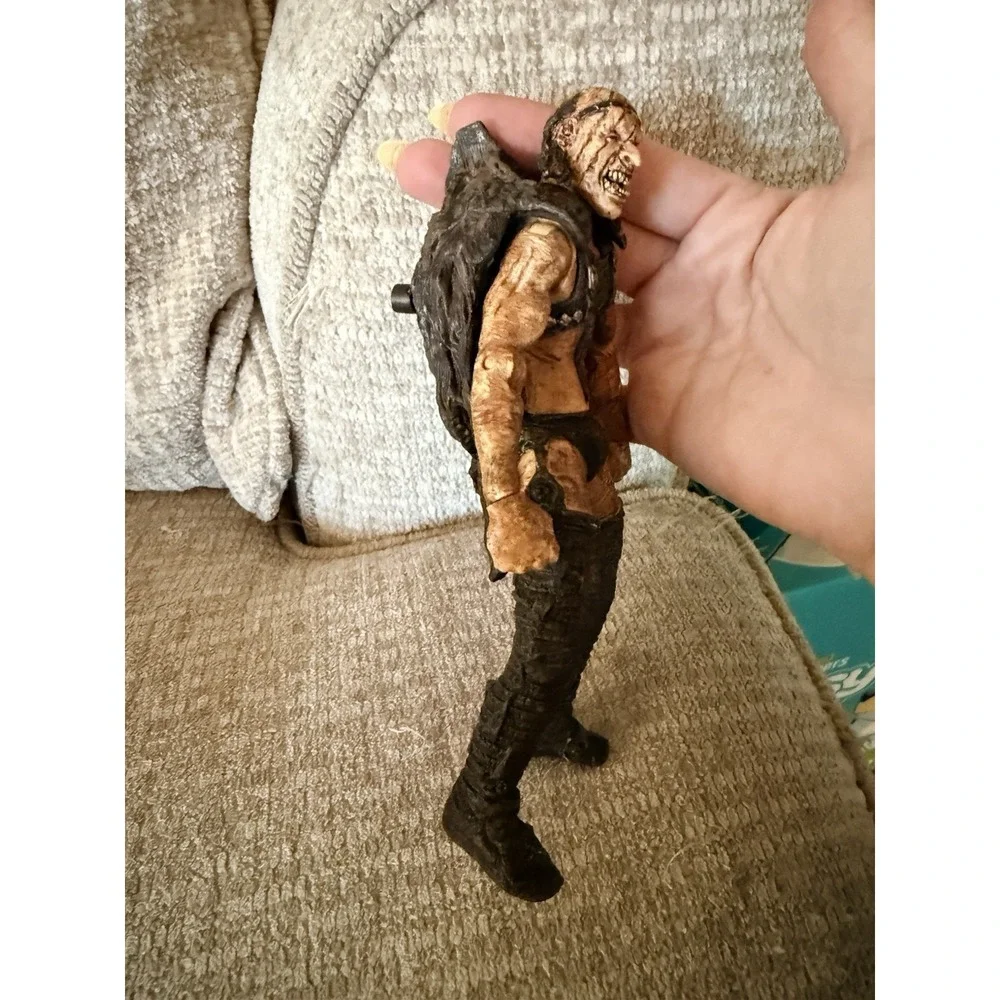 ToyBiz Lord Of The Rings The Two Towers Sharku 2003 Action Figure Loose‎ 7.5